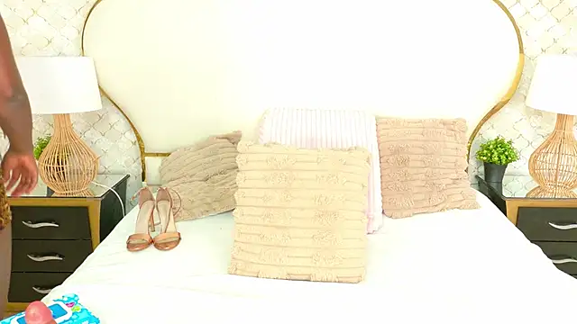 Snapshot of GianinaLewis chatting on February 6, 2026, 8:49 pm GianinaLewis online show from February 6, 2026, 8:49 pm