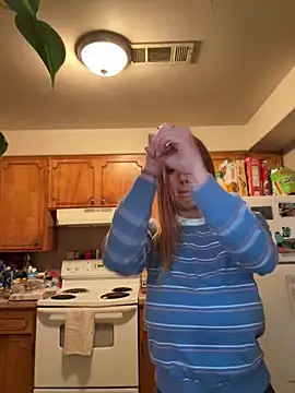 ClumsyLink online show from November 16, 2025, 4:34 pm