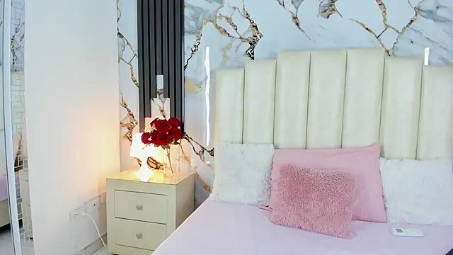 lulumars online show from March 14, 2025, 5:05 am