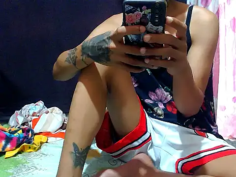 Snapshot of AsianNaughtiesMistress chatting on June 19, 2026, 8:31 am AsianNaughtiesMistress online show from June 19, 2026, 8:31 am