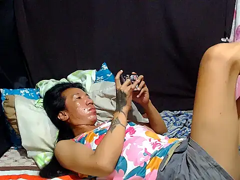 Snapshot of AsianNaughtiesMistress chatting on July 3, 2026, 9:27 am AsianNaughtiesMistress online show from July 3, 2026, 9:27 am