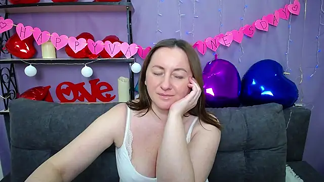 Abby Taylorr online show from February 16, 2025, 1:38 pm