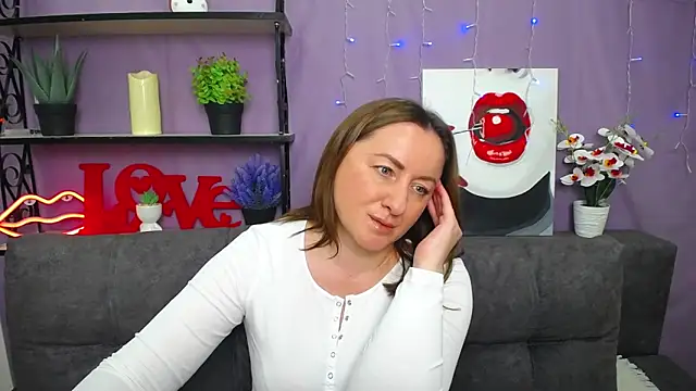 Abby Taylorr online show from March 12, 2025, 10:16 am