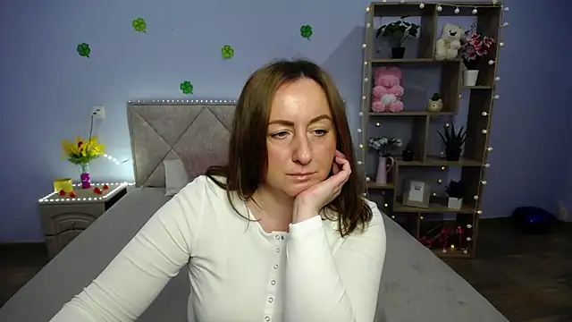 Abby Taylorr online show from March 21, 2025, 1:23 pm