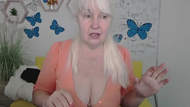 BlondyLeeBest online show from March 18, 2025, 4:29 am