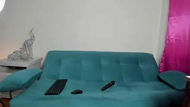 Victoria Jonness online show from October 14, 2025, 5:13 pm