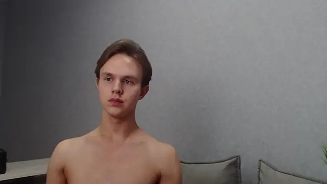 MartinMendez online show from March 22, 2025, 3:42 pm