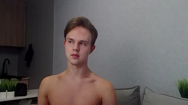 MartinMendez online show from September 28, 2025, 7:04 am