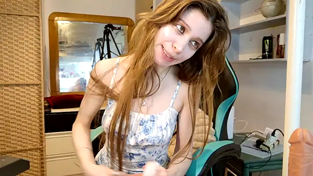 Snapshot of Miaelis chatting on April 24, 2026, 4:09 pm Miaelis online show from April 24, 2026, 4:09 pm