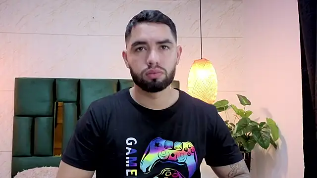 matteosantos online show from October 18, 2025, 11:34 am