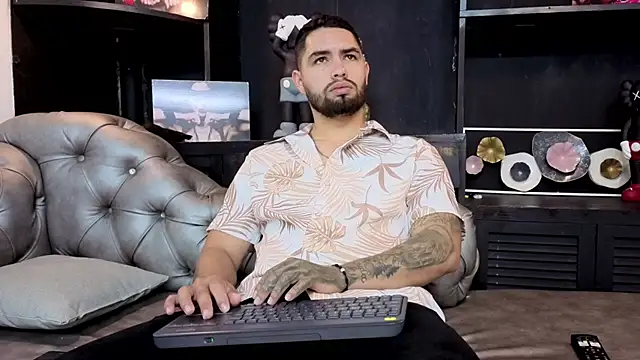 matteosantos online show from October 4, 2025, 11:45 am