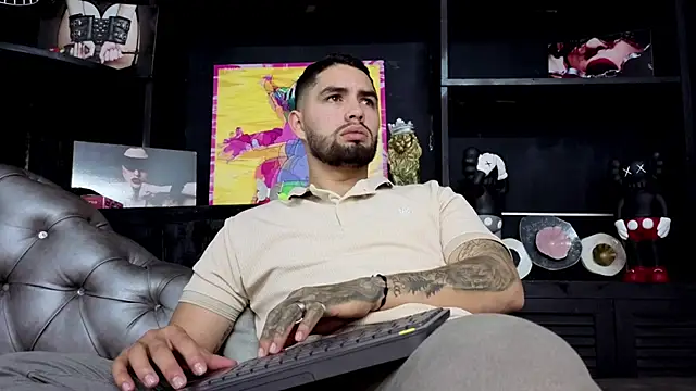 matteosantos online show from September 28, 2025, 3:46 am