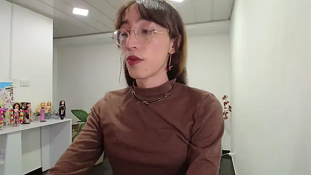 NicoleCortez online show from March 12, 2025, 12:42 am