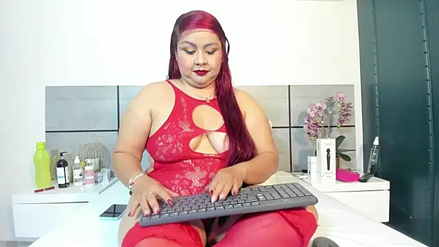 EmmaSmith2 online show from April 15, 2026, 2:50 am