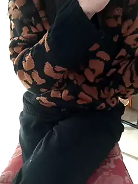 SHARONRodrig online show from January 27, 2025, 7:24 pm