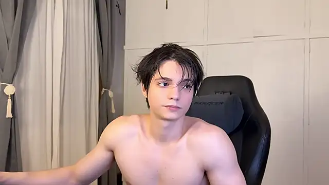 SasukeUhchiaa online show from March 31, 2026, 11:51 pm
