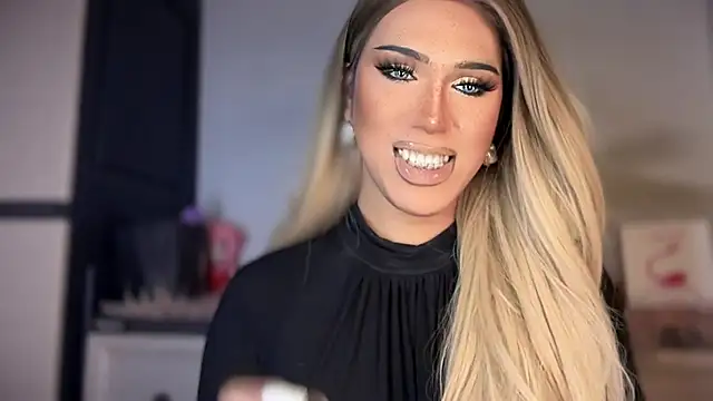 Ts glamxxxx online show from January 11, 2026, 2:07 am