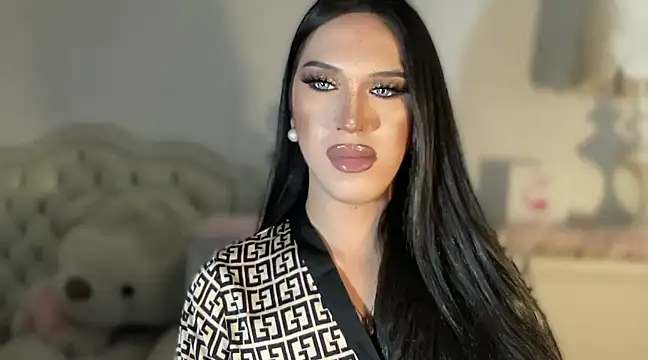 Ts glamxxxx online show from March 11, 2025, 10:07 am