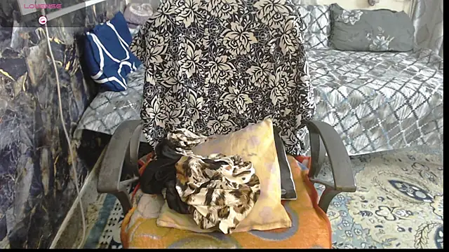 Snapshot of sexyrihana1 chatting on October 7, 2025, 6:25 am sexyrihana1 online show from October 7, 2025, 6:25 am