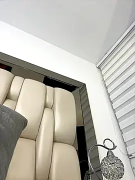 ALISSON FOXXX1 online show from October 10, 2025, 8:53 pm