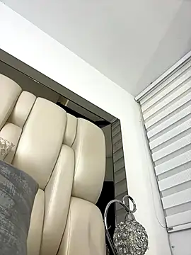 ALISSON FOXXX1 online show from October 13, 2025, 8:54 pm