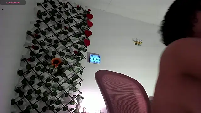 cailynhot online show from March 9, 2025, 3:38 pm