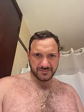 Snapshot of JonJ0 chatting on February 3, 2026, 12:43 am JonJ0 online show from February 3, 2026, 12:43 am