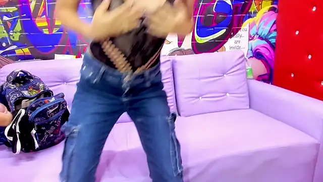 miacam-hot online show from November 21, 2025, 11:20 am