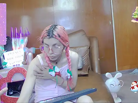 Skinygirl online show from September 15, 2025, 10:54 pm