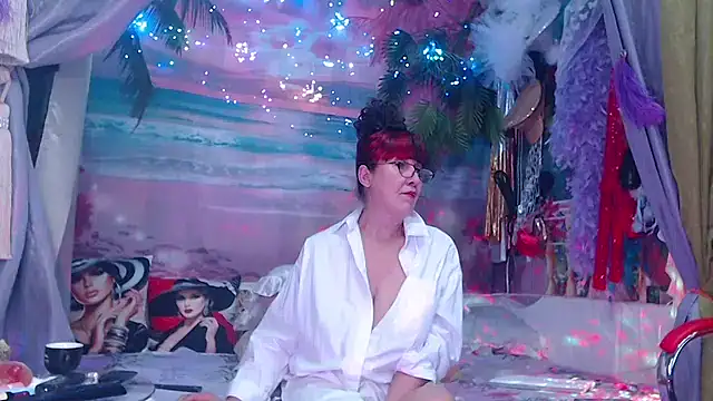 NightOrhideya online show from October 5, 2025, 2:41 pm