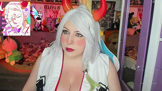 Snapshot of candyy_new chatting on October 21, 2025, 6:29 pm candyy new online show from October 21, 2025, 6:29 pm