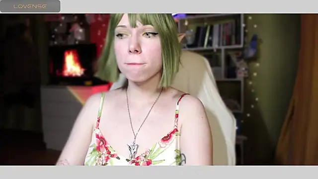 Snapshot of freya_sunny chatting on March 4, 2025, 5:11 am freya sunny online show from March 4, 2025, 5:11 am