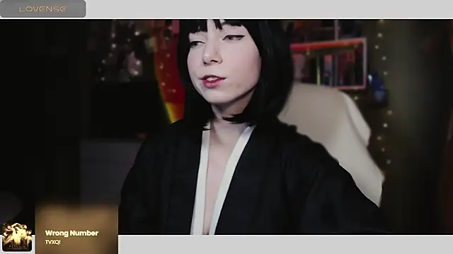 Snapshot of freya_sunny chatting on February 16, 2025, 5:26 am freya sunny online show from February 16, 2025, 5:26 am