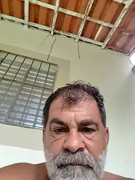 Peludo173317 online show from April 8, 2026, 6:42 pm