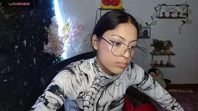 vaness weet online show from April 15, 2026, 7:58 pm