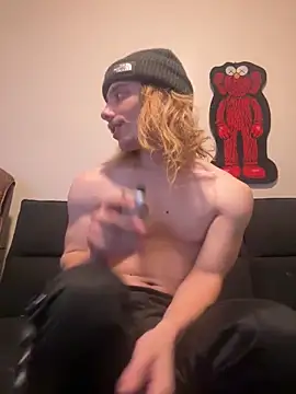 trippyski online show from January 1, 2025, 8:56 am