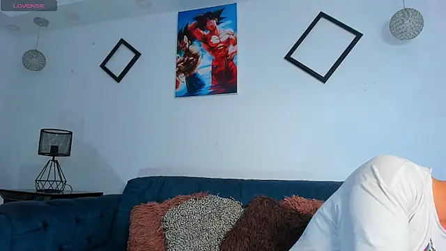 Leonsmoron online show from October 7, 2025, 11:28 pm