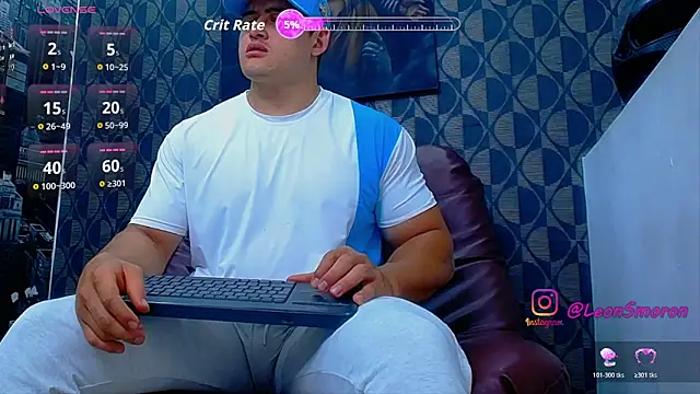 Snapshot of Leonsmoron chatting on June 20, 2026, 6:18 am Leonsmoron online show from June 20, 2026, 6:18 am