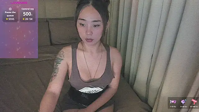 MissAyaCollins online show from November 4, 2025, 5:00 am