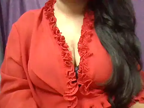 Roopshikha39 online show from July 13, 2026, 7:02 pm