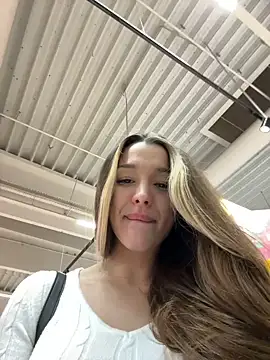 barbiehumpxxx online show from December 8, 2024, 11:29 pm