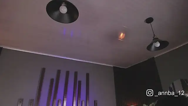 annie barozzi online show from September 14, 2025, 1:33 pm