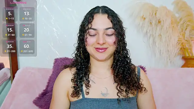 Snapshot of merida_bell18 chatting on July 25, 2026, 8:48 pm merida bell18 online show from July 25, 2026, 8:48 pm