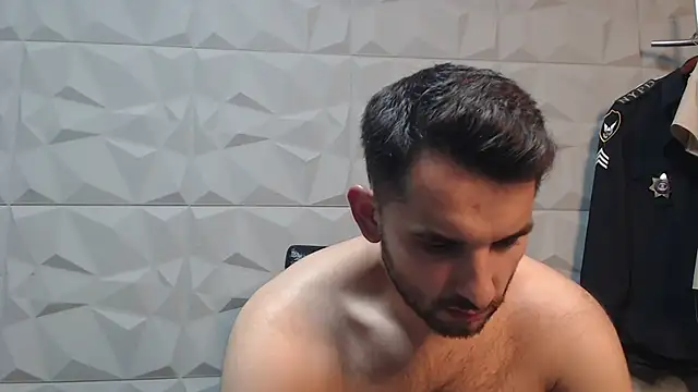 Antoniodiamond online show from September 12, 2025, 7:13 pm