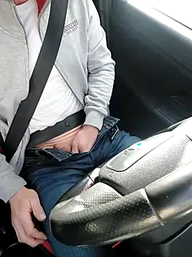 Xcoquinx online show from March 22, 2025, 7:47 am