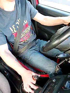 Xcoquinx online show from April 11, 2026, 7:16 am