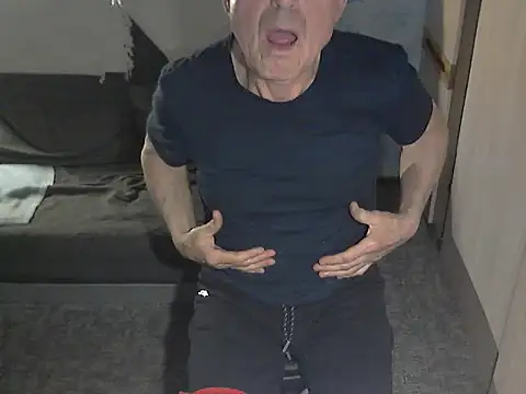 kiam471 online show from April 11, 2026, 8:45 pm