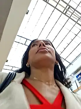 Doll Loren online show from September 10, 2025, 3:00 pm