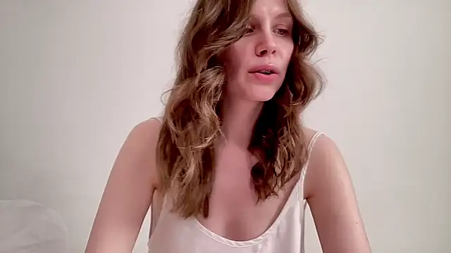 Nikki Mimimi online show from March 19, 2025, 1:18 pm