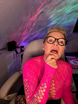 Snapshot of German_Milf chatting on October 30, 2025, 1:53 pm German Milf online show from October 30, 2025, 1:53 pm